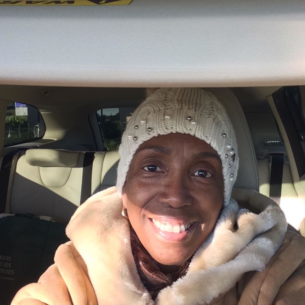 Meet your Posher, Denise